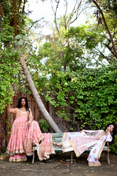 Pinktree - Ivory Whispers - 3 Piece